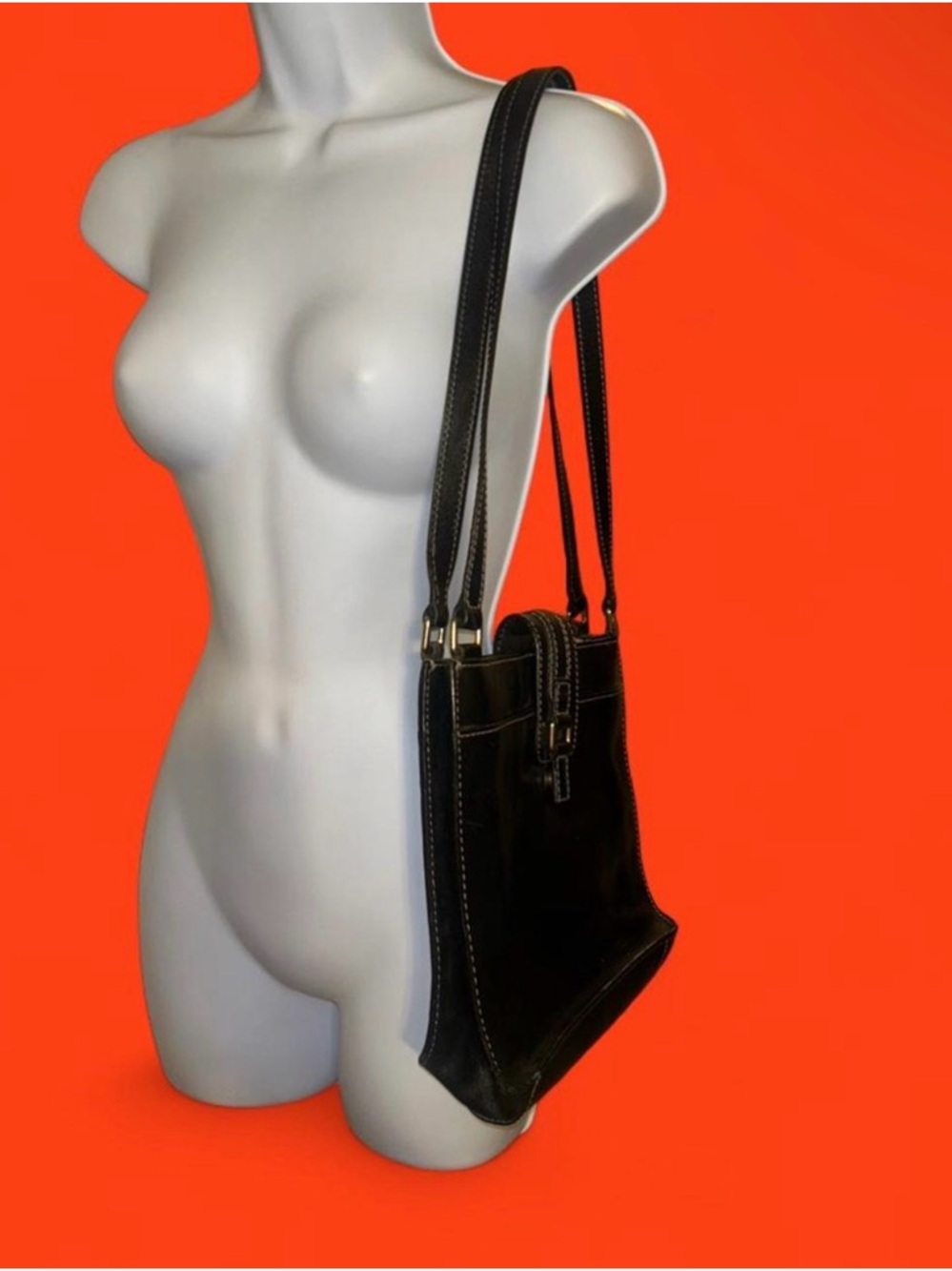 SOLD Y2K Glam Fossil Black Leather Contrast Stitch Thin Strap Shoulder Bag